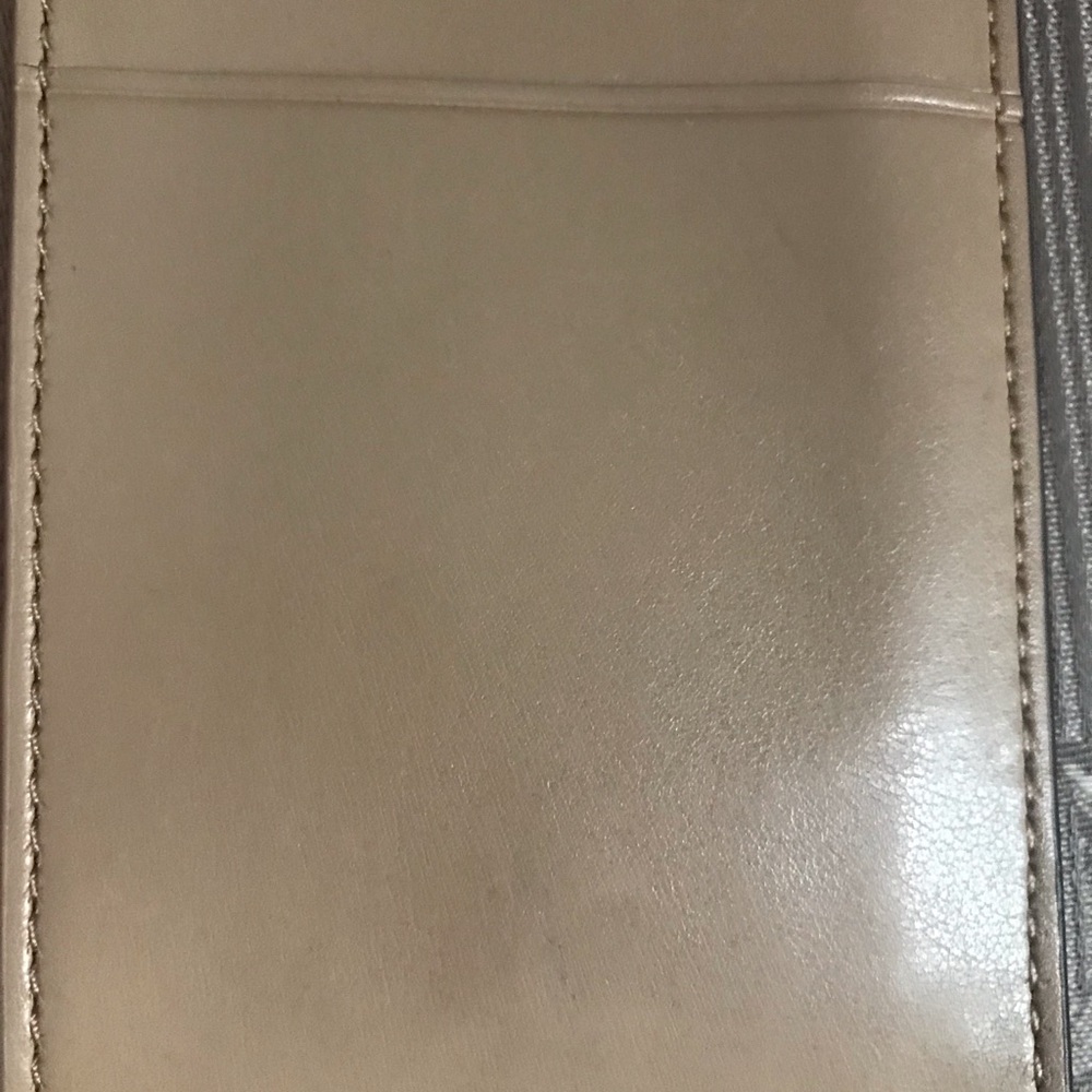 SOLD! Authentic Coach iPhone leather wristlet. - Picture 8 of 8